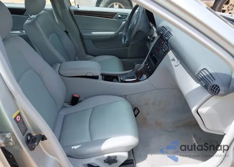 2004 Mercedes-Benz C 240 4Matic from USA, damaged, VIN WDBRF81J94F463865